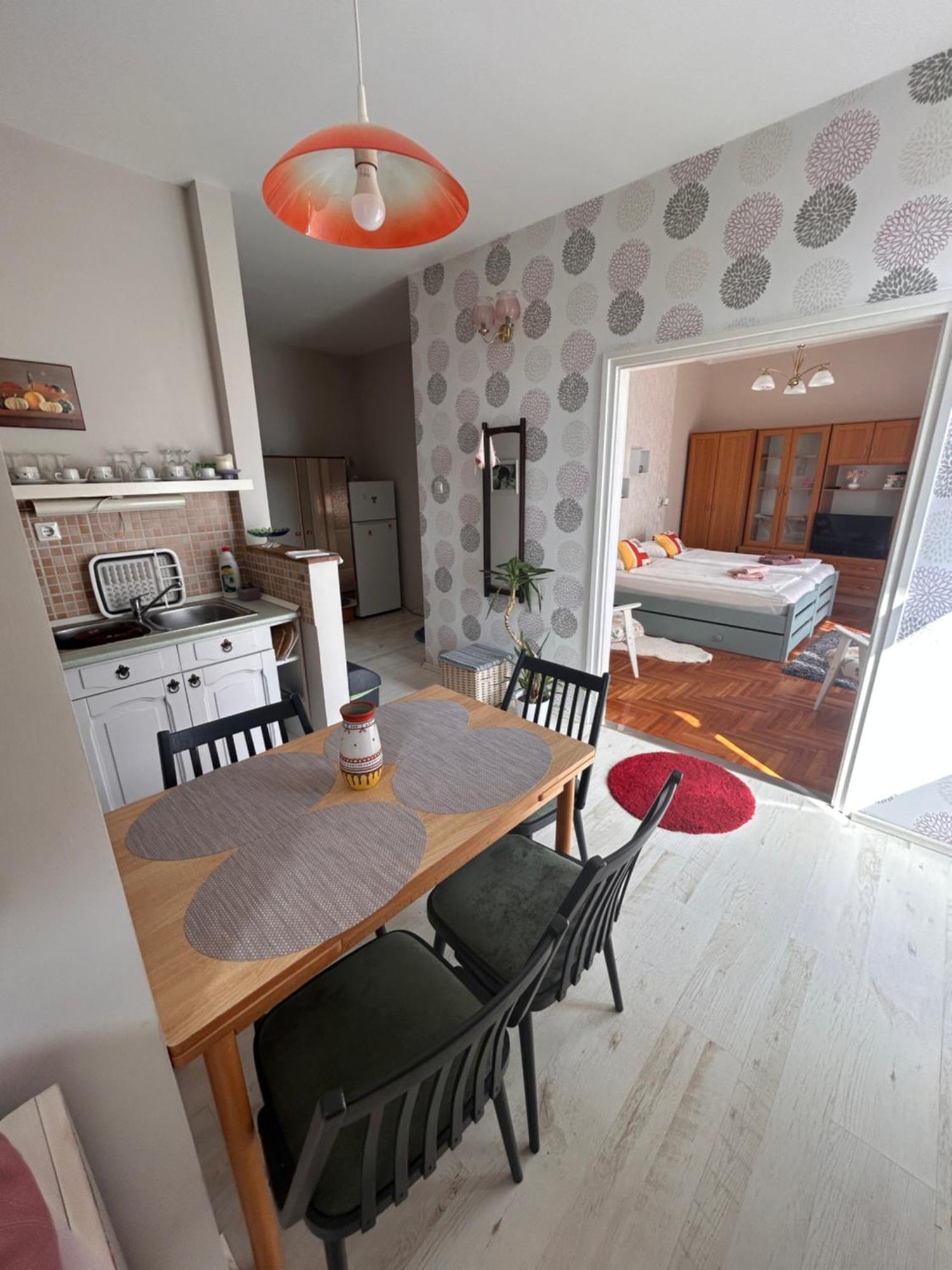 Balazs Apartman Eger Pokój zdjęcie